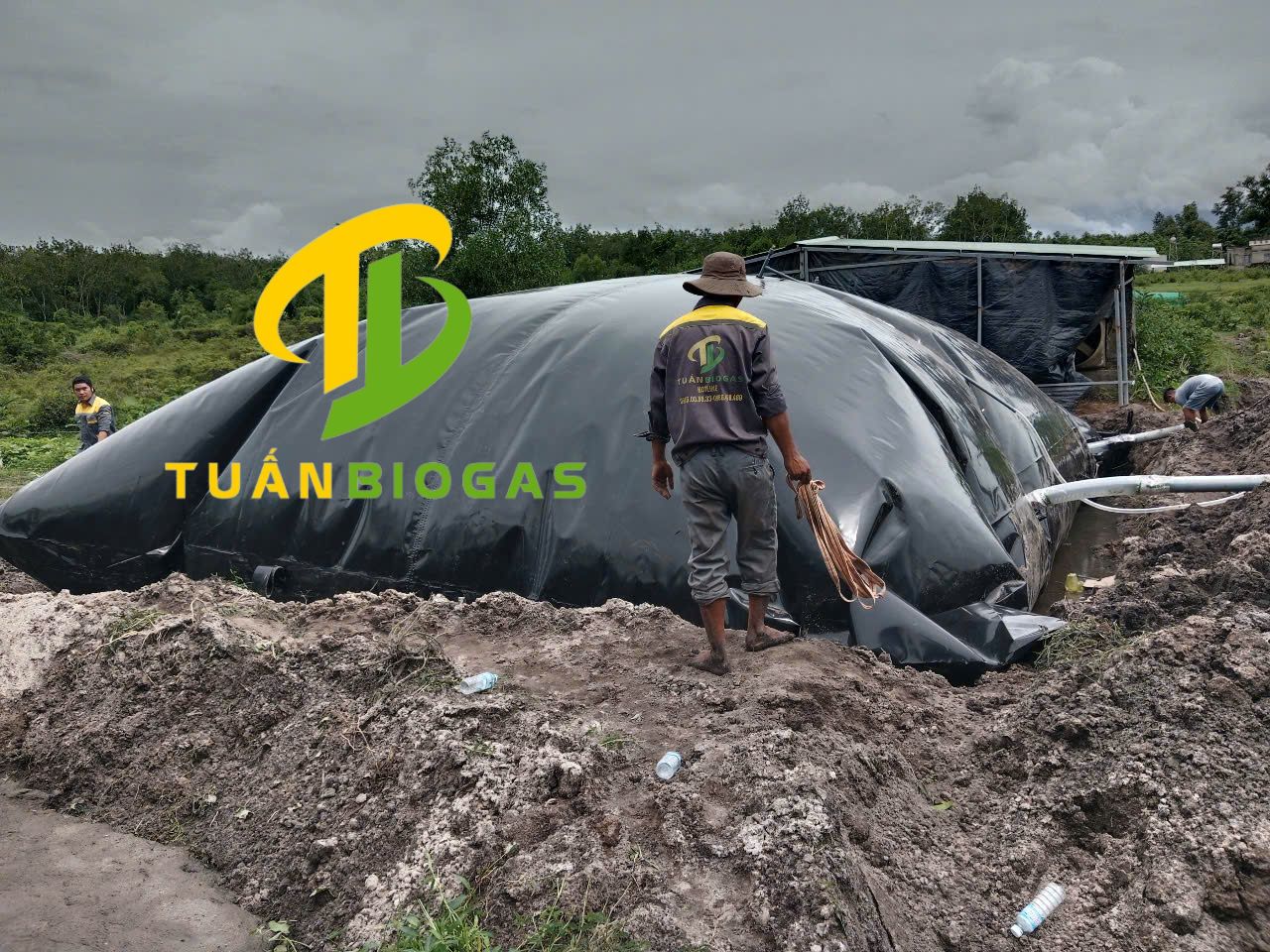 Thi-cong-ham-biogas