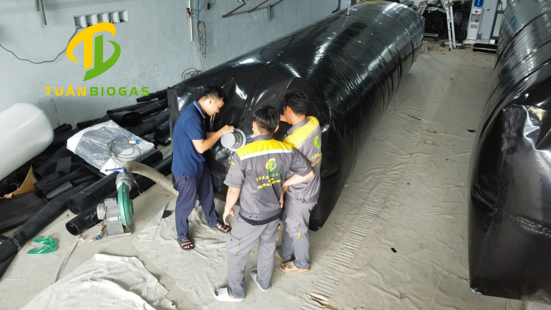 Quy trình kiểm tra áp suất kín khí túi biogas trang trại tại nhà xưởng