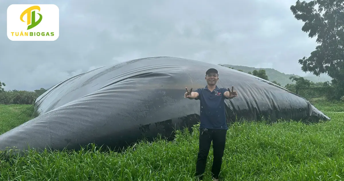 Kỹ sư Tuấn Biogas nghiệm thu bàn giao hệ thống túi biogas tròn 700 khối tại Ninh Thuận
